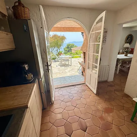 Piccolina Aiguebelle Lavandou Face Aux Iles Villa *