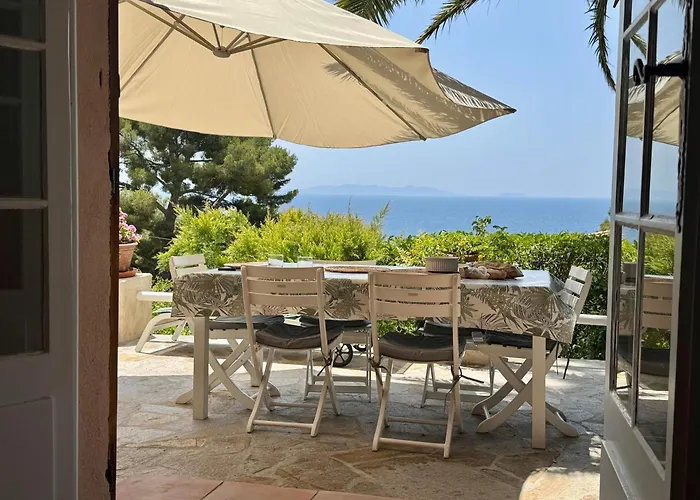 Piccolina Aiguebelle Lavandou Face Aux Iles